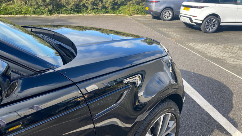 Land Rover Discovery 3.0 D350 Dynamic SE 5dr Auto Diesel Station Wagon